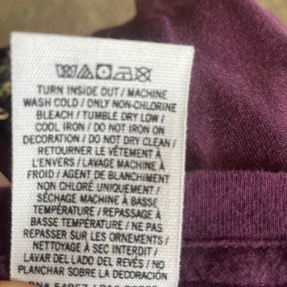 Ladies Pink Victoria Secret l/s top with silver sequins spelling PINK Sz L - Picture 12 of 12